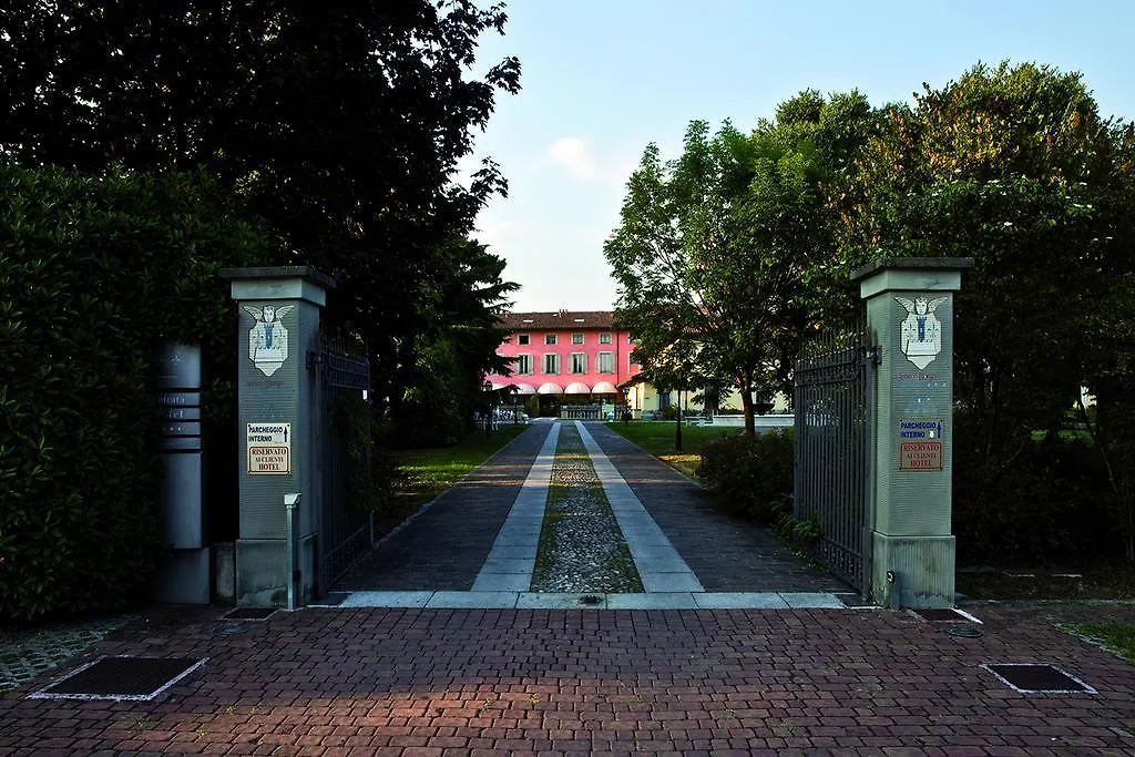 Bes Hotel Bergamo Cologno Al Serio