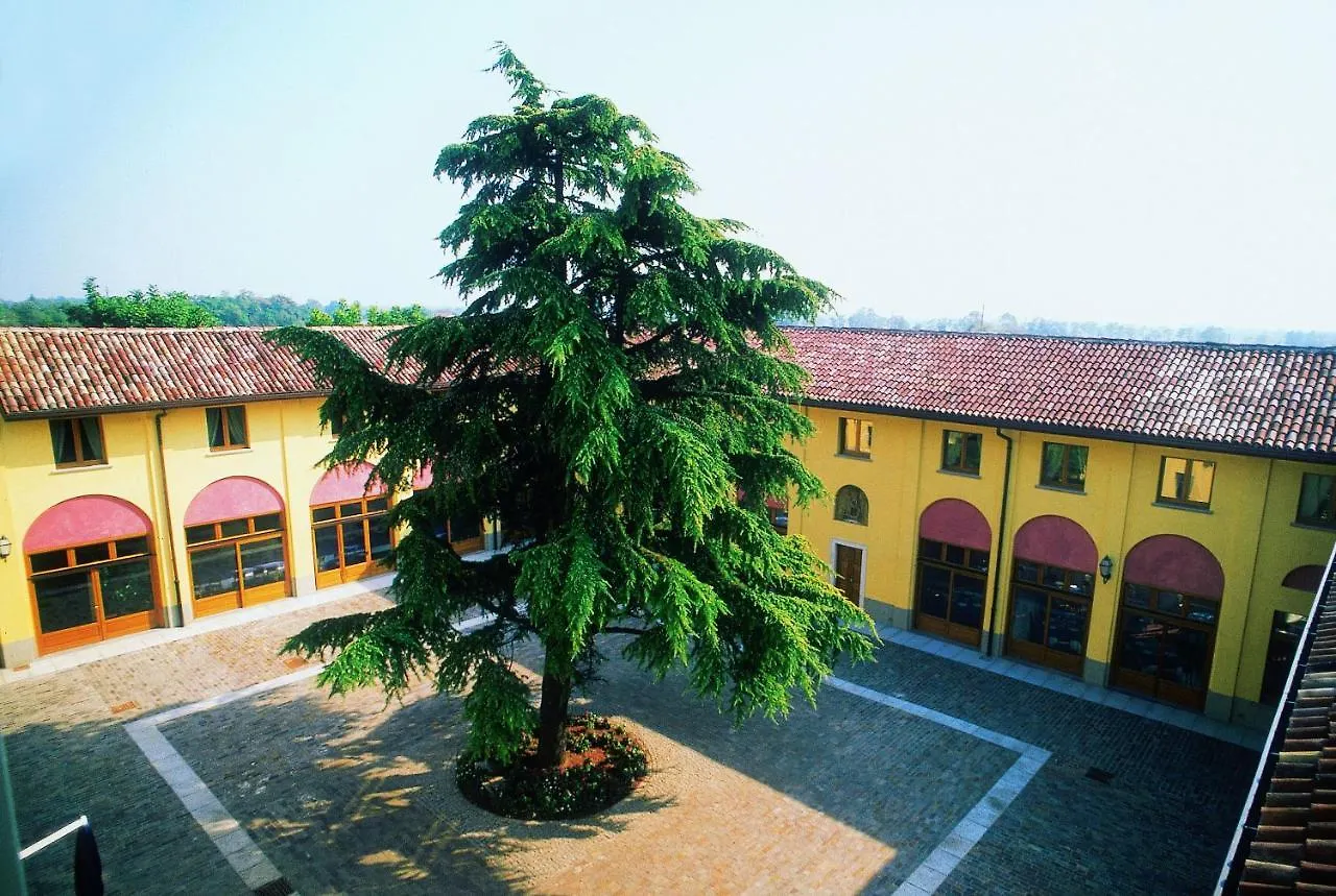 Bes Hotel Bergamo Cologno Al Serio Italy